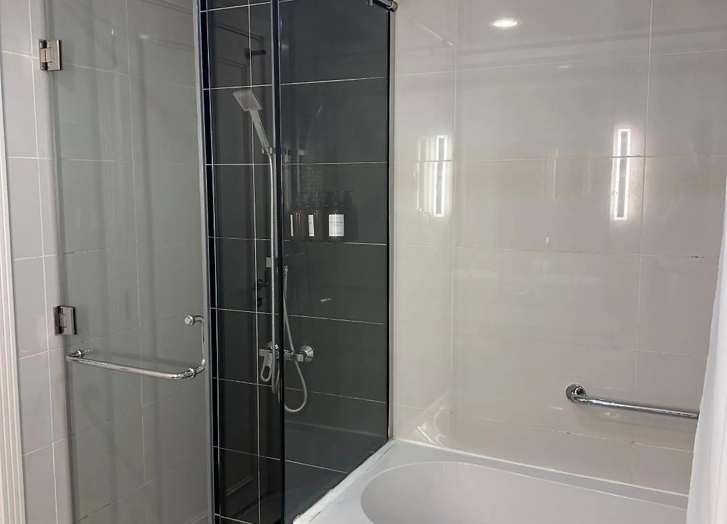 Cozy 1Br, 2Min To Dubai Mall Apartment