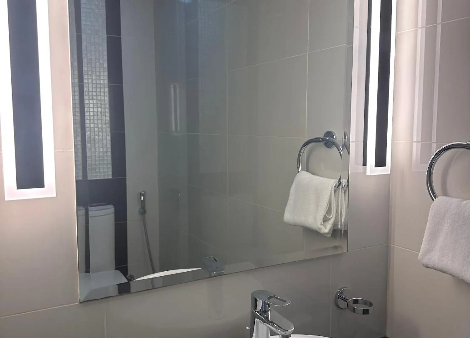 Apartment Cozy 1Br, 2Min To Dubai Mall